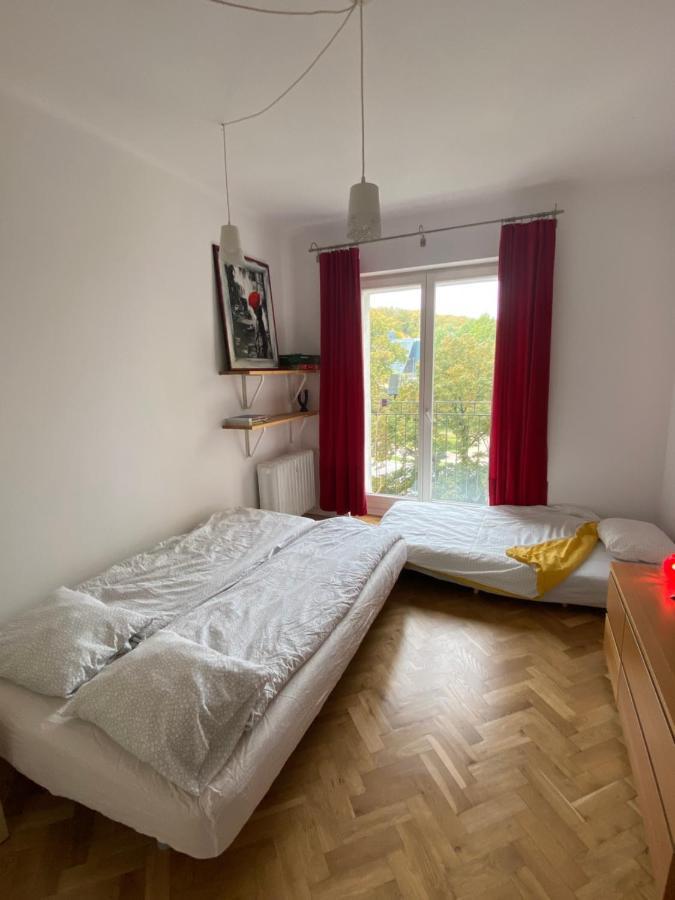 Kawalerka W Centrum Gdyni Z Osobna Kuchnia, 15 Min Spacerem Od Morza Гдыня Экстерьер фото