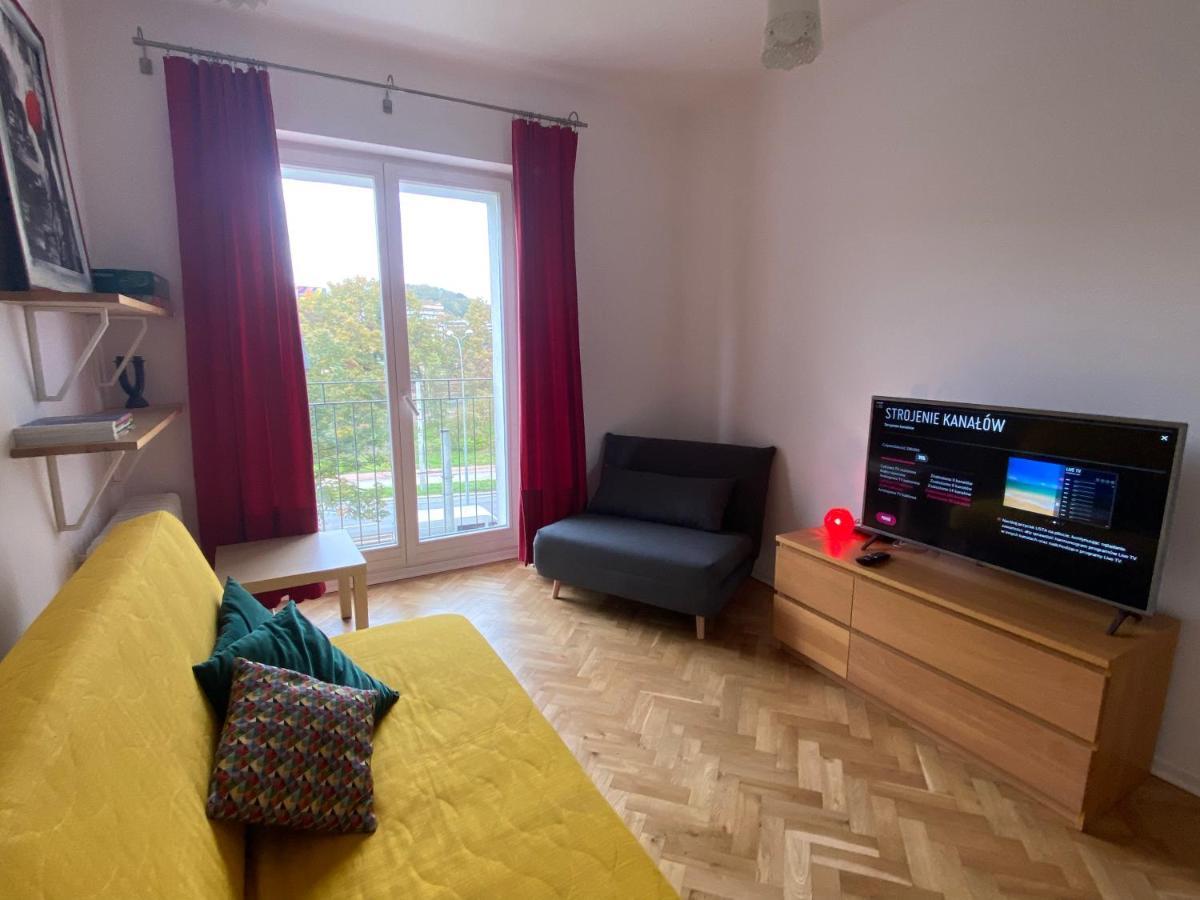 Kawalerka W Centrum Gdyni Z Osobna Kuchnia, 15 Min Spacerem Od Morza Гдыня Экстерьер фото